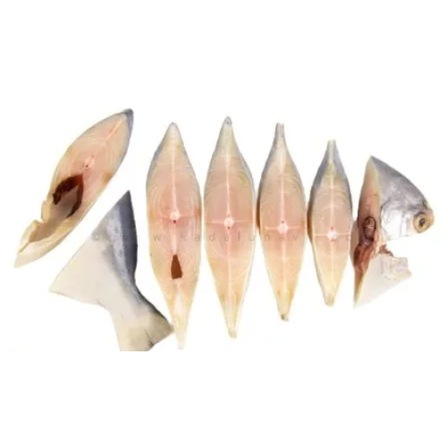 Silver Pomfret ( Approx - 3 pcs) -- 2 lb